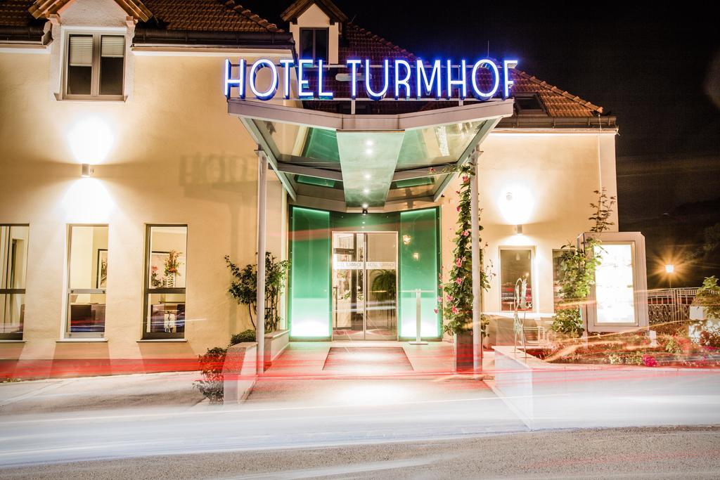 Hotel Turmhof Gumpoldskirchen Exterior foto